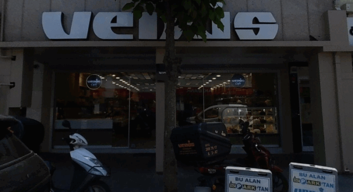 Venüs Pastanesi Levent